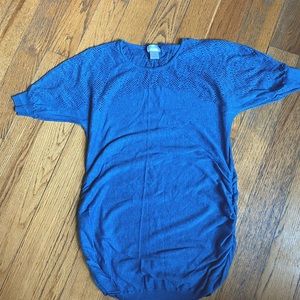 Women’s maternity knit top, small